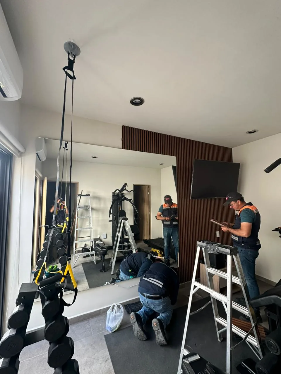 Espejo para gimnasio  fabricado a medida