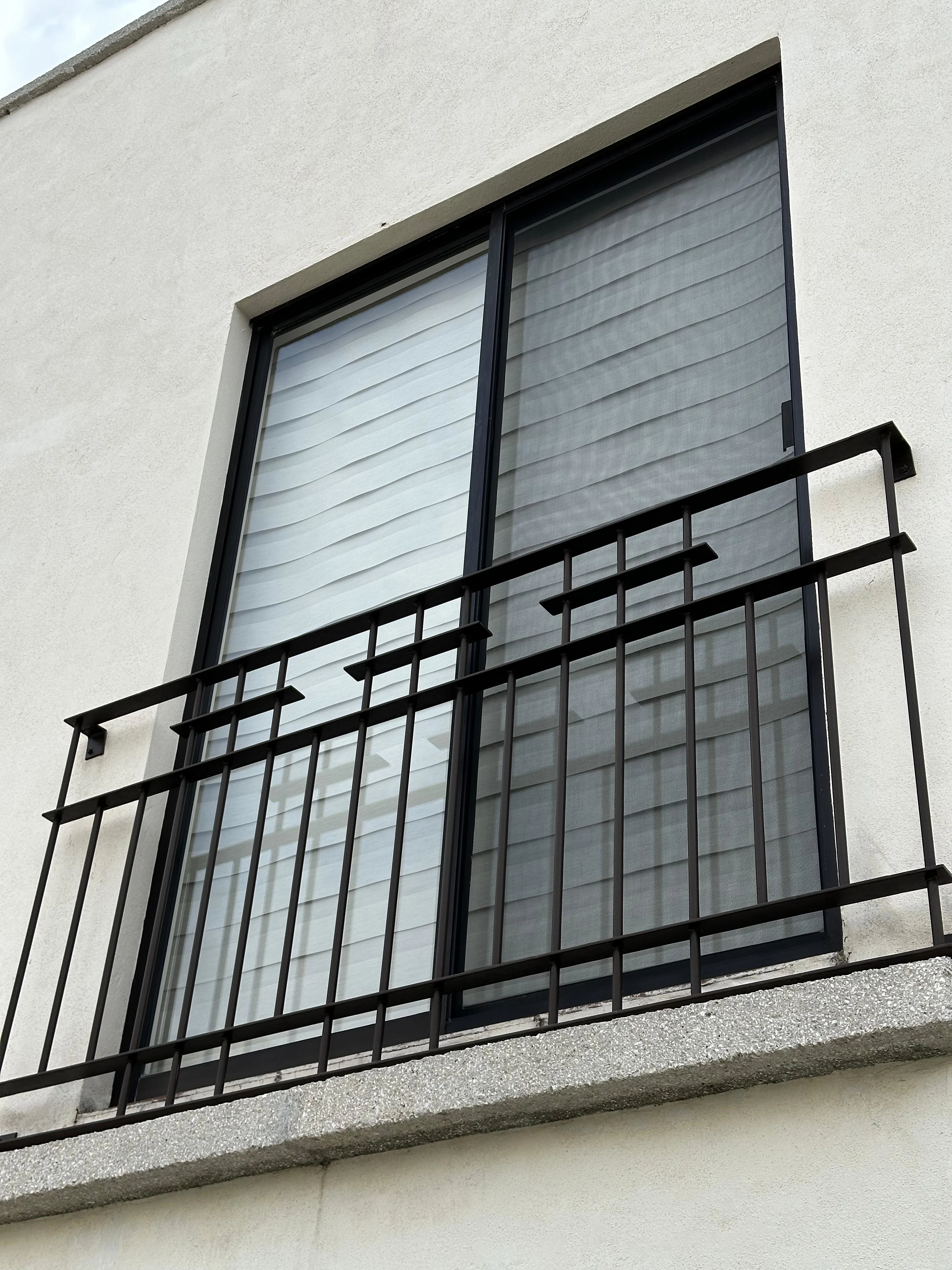 Mosquitero para ventana de balcón